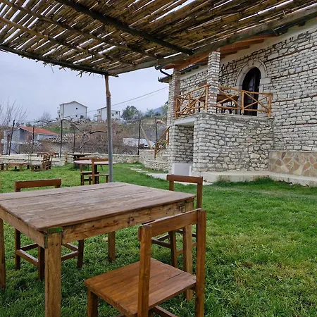 Guest house Shpiragu Village Experience *
