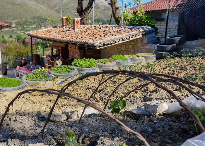 Affittacamere Shpiragu Village Experience