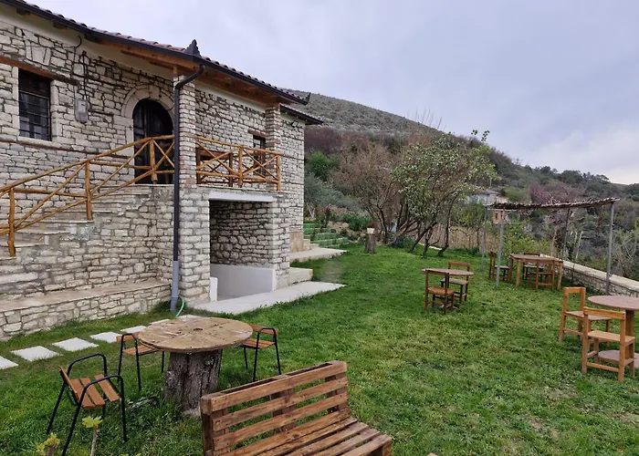 Guest house Shpiragu Village Experience